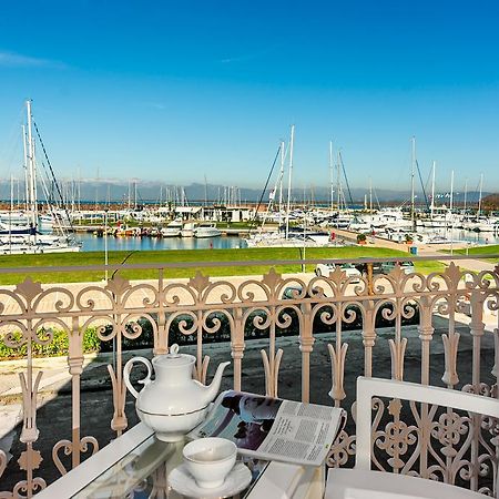 Villino Ermione Hotel Марина ди Пиза Екстериор снимка