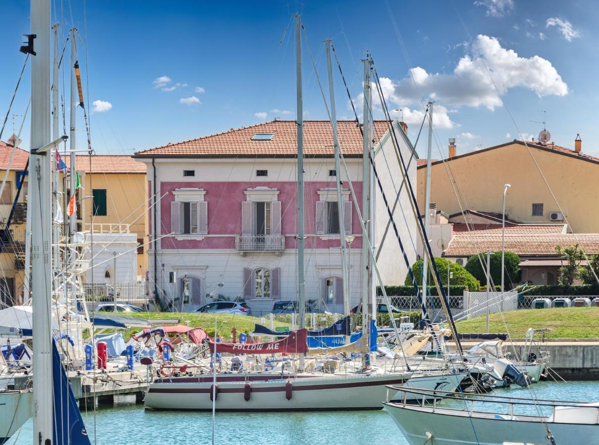 Villino Ermione Hotel Марина ди Пиза Екстериор снимка
