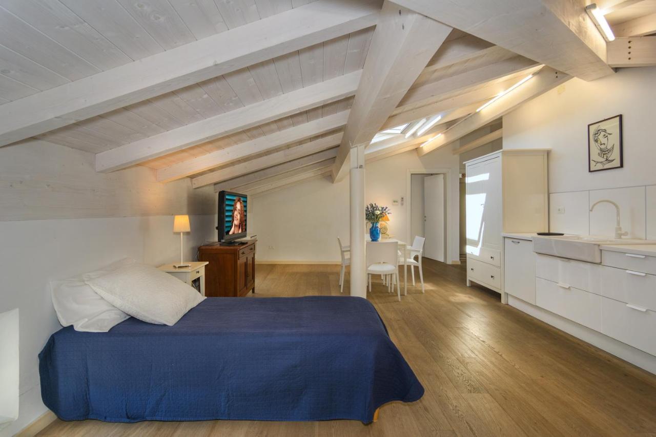 Villino Ermione Hotel Марина ди Пиза Екстериор снимка